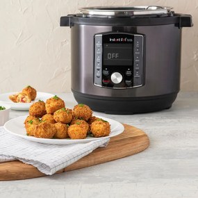 Instant Pot Pro Crisp + Air Fryer 140002701, 1500 W, 7.6 L, 11 programe, coș Air Fryer, afișaj LCD, negru