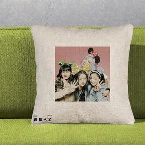 Perna Personalizata K-pop BLACKPINK Accesorii Haioase, 40x40 cm, Bej Canapea, Husa Detasabila, Perna Inclusa, BEKZ®