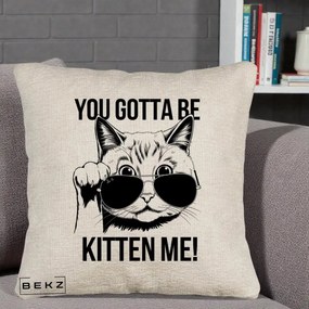 Perna Decorativa You Gotta Be Kitten Me!, 40x40 cm, Bej Canapea, Husa Detasabila, Perna Inclusa, BEKZ®