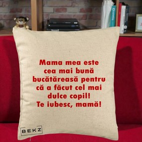 Cadou pentru Mama - Perna Personalizata Mama cea Mai Buna Bucatareasa, 40x40 cm, Bej, Husa Detasabila, Perna Inclusa, BEKZ®