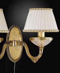 Aplica de perete clasica cu 2 brate din alama design italian 6502