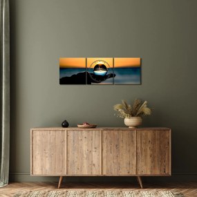 Tabloul cu bilă din sticlă în palmă (cu ceas) (90x30 cm)