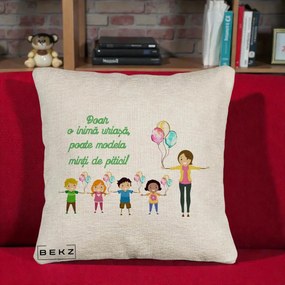 Cadou pentru Educatoare - Perna Personalizata Doar o Inima Uriasa poate Modela Minti de Pitici cu Educatoare si Baloane, 40x40 cm, Bej Canapea, Husa Detasabila, Perna Inclusa, BEKZ®