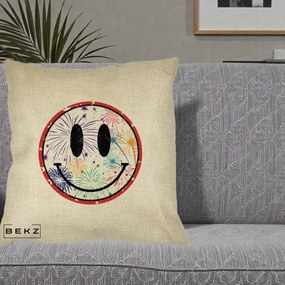 Perna Decorativa Smiley Face cu Artificii Multicolore, 40x40 cm, Crem, Husa Detasabila, Perna Inclusa, BEKZ®