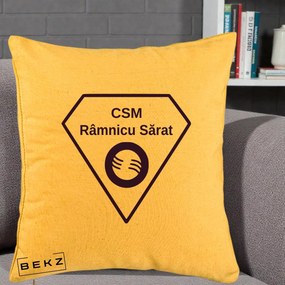 Perna Personalizata CSM Ramnicu Sarat Fotbal, 40x40 cm, Galben, Husa Detasabila, Perna Inclusa, BEKZ®