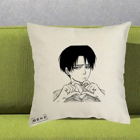 Perna Personalizata Levi Ackerman Inima, 40x40 cm, Ecru, Husa Detasabila, Perna Inclusa, BEKZ®