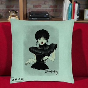 Perna Personalizata Wednesday Addams Portret Gotic, 40x40 cm, Verde Menta, Husa Detasabila, Perna Inclusa, BEKZ®
