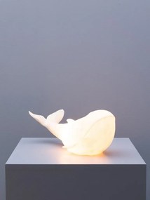 Lampă de masă din rășină și pulbere de piatră albă, formă de balenă, finisaj mat, 19×43×21 cm, „Leviathan"