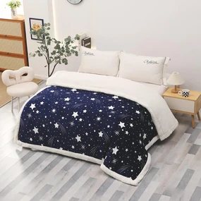Patura pufoasa cu blanita, groasa 2.3 kg, 200x230 cm, PMB01