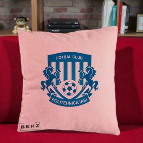 Perna Personalizata FC Politehnica Iasi Fotbal, 40x40 cm, Roz, Husa Detasabila, Perna Inclusa, BEKZ®