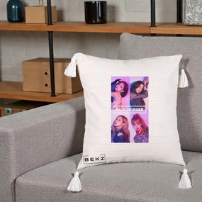 Perna Personalizata K-pop BLACKPINK Poster Colaj 4 Membre Violet Roz, 40x40 cm, Bej cu Franjuri, Husa Detasabila, Perna Inclusa, BEKZ®