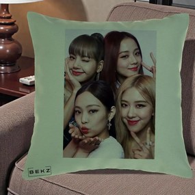 Perna Personalizata K-pop BLACKPINK Foto Grup Selfie 4 Membre, 40x40 cm, Verde, Husa Detasabila, Perna Inclusa, BEKZ®