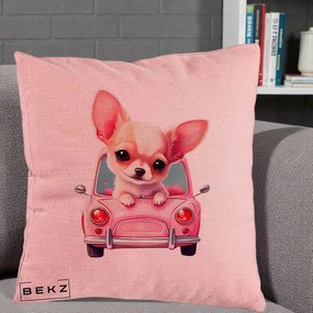 Perna Decorativa Chihuahua Roz in Masinuta, 40x40 cm, Roz, Husa Detasabila, Perna Inclusa, BEKZ®