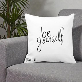 Perna Decorativa Be Yourself Caligrafie Neagra, 40x40 cm, Alba Mata, Husa Detasabila, Perna Inclusa, BEKZ®