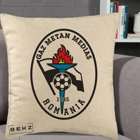 Perna personalizata Gaz Metan Medias 1945 Fotbal, 40x40 cm cu Umplutura, Bej, BEKZ