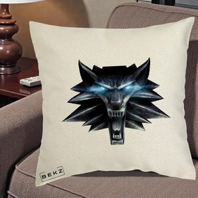 Perna Decorativa The Witcher Wolf Head, 40x40 cm, Ecru, Husa Detasabila, Perna Inclusa, BEKZ®