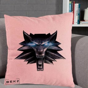 Perna Decorativa The Witcher Wolf Head, 40x40 cm, Roz, Husa Detasabila, Perna Inclusa, BEKZ®