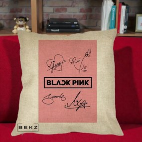 Perna Personalizata K-pop BLACKPINK Semnaturi Roz, 40x40 cm, Crem, Husa Detasabila, Perna Inclusa, BEKZ®