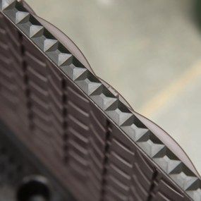 Outsunny Pat de flori 4 niveluri, cu găuri de scurgere, design ratan, DIY, maro, 40x40x44 cm | Aosom Romania