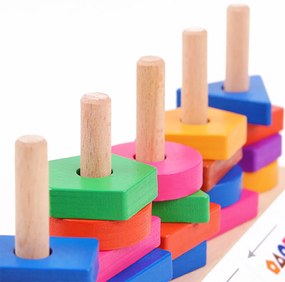 Jucărie Montessori din lemn cu sortator de forme