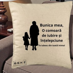 Cadou pentru Bunica - Perna Personalizata Bunica Mea Comoara Iubire Intelepciune Silueta, 40x40 cm, Bej, Husa Detasabila, Perna Inclusa, BEKZ®