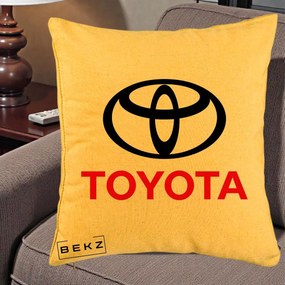 Perna Personalizata cu emblema Toyota, 40x40 cm, Galben, Husa Detasabila, Perna Inclusa, BEKZ®