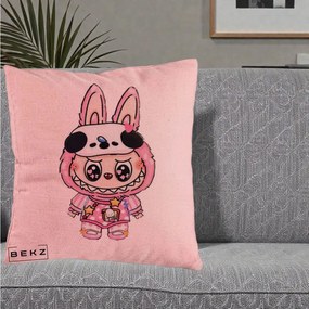 Perna Personalizata Labubu Panda-Bunny Roz, 40x40 cm, Roz, Husa Detasabila, Perna Inclusa, BEKZ®