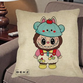 Perna Personalizata Labubu x Urs Albastru Colorat, 40x40 cm, Crem, Husa Detasabila, Perna Inclusa, BEKZ®