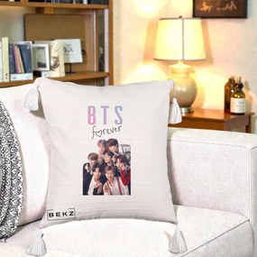 Perna Personalizata K-pop BTS Forever cu Foto Grup Negru, 40x40 cm, Bej cu Franjuri, Husa Detasabila, Perna Inclusa, BEKZ®