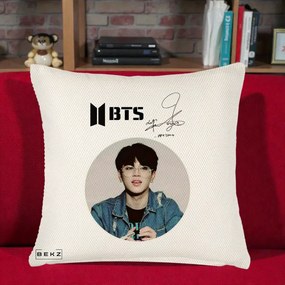 Perna Personalizata K-pop BTS Jimin Portret Cerc Autograf Geaca, 40x40 cm, Crem Reliefat, Husa Detasabila, Perna Inclusa, BEKZ®