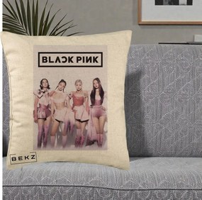 Perna Personalizata K-pop BLACKPINK Poster Roz Tinute Coordonate, 40x40 cm, Bej, Husa Detasabila, Perna Inclusa, BEKZ®