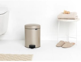 Cos de gunoi cu pedala Brabantia NewIcon 1003198, 5 L, Inchidere lina, Baza antiderapanta, Auriu metalic