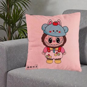 Perna Personalizata Labubu x Urs Albastru Colorat, 40x40 cm, Roz, Husa Detasabila, Perna Inclusa, BEKZ®