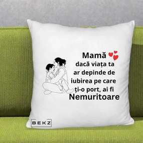 Cadou pentru Mama - Perna Personalizata Mama Nemuritoare Kawaii, 40x40 cm, Alb Pufos, Husa Detasabila, Perna Inclusa, BEKZ®