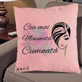 Cadou pentru Cumnata - Perna Personalizata Cea mai Minunata Cumnata cu Silueta Dama si Pete Multicolor, 40x40 cm, Roz, Husa Detasabila, Perna Inclusa, BEKZ®