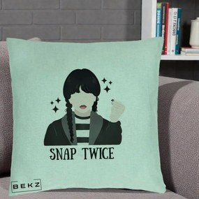 Perna Personalizata Wednesday Snap Twice, 40x40 cm, Verde Menta, Husa Detasabila, Perna Inclusa, BEKZ®