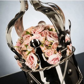 Aranjament floral din trandafiri si vas metalic in forma de coroana CROWN roz 1142105.33 rosa