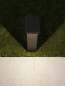 Stalp LED mediu pentru iluminat exterior IP65 POET
