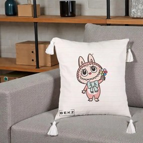 Perna Personalizata Labubu Roz cu Morisca, 40x40 cm, Bej cu Franjuri, Husa Detasabila, Perna Inclusa, BEKZ®