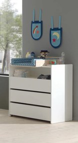 Set KIDDY este compusă dintr-un Pat copii pentru copii (60x120), comodă cu 3 sertare cu schimbător, Dulap camera copii cu 3 uși și bibliotecă.