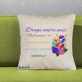Perna Personalizata Dragii Nostri Nasi Multumim cu Flori Multicolore Colorat, 40x40 cm, Bej Canapea, Husa Detasabila, Perna Inclusa, BEKZ®