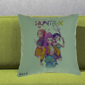 Perna Personalizata K-pop HUNTRX Trio Foto cu Pisica, 40x40 cm, Verde, Husa Detasabila, Perna Inclusa, BEKZ®