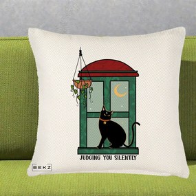 Perna Decorativa Judging You Silently Pisica Geam, 40x40 cm, Crem Reliefat, Husa Detasabila, Perna Inclusa, BEKZ®