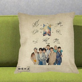 Perna Personalizata K-pop BTS Autografe Toti Membrii Fotografie, 40x40 cm, Crem, Husa Detasabila, Perna Inclusa, BEKZ®