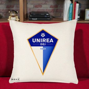 Perna Personalizata Unirea Dej 1921 Fotbal, 40x40 cm, Crem Reliefat, Husa Detasabila, Perna Inclusa, BEKZ®