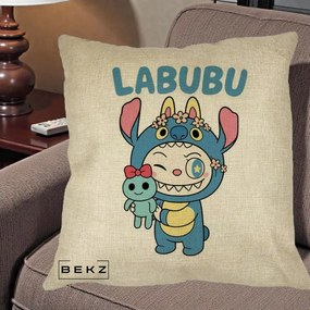 Perna Personalizata Labubu x Stitch cu Flori, 40x40 cm, Crem, Husa Detasabila, Perna Inclusa, BEKZ®