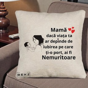 Cadou pentru Mama - Perna Personalizata Mama Nemuritoare Imbratisare Copil, 40x40 cm, Bej Canapea, Husa Detasabila, Perna Inclusa, BEKZ®