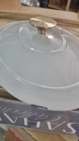RESIGILAT - Oală din fontă emailată ovală cu capac 30 cm, 4.65L – Berlinger Haus Sahara Collection BH 6540, crem, pentru cuptor și coacere lentă