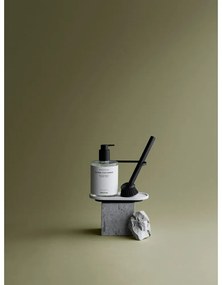 Suport pentru accesorii de spălat crem din beton Dhuva – Blomus