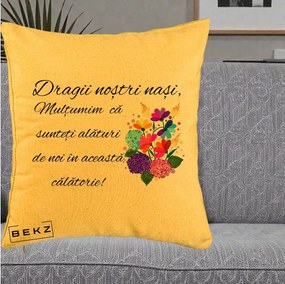 Cadou pentru Nasi - Perna Personalizata Dragii Nostri Nasi Multumim cu Flori Multicolore, 40x40 cm, Galben, Husa Detasabila, Perna Inclusa, BEKZ®